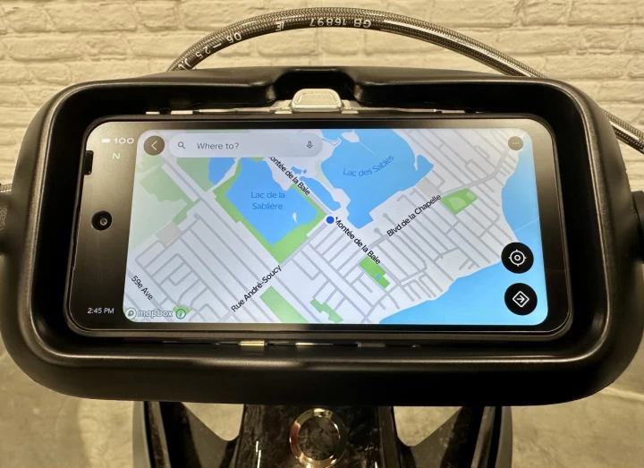 2026 STARK FUTURE VARG 1.2 MX 60 H.P @ 80 H.P + 100% ELECTRIQUE + NEUF + GARANTIE 2 ANS + RARE & A1 