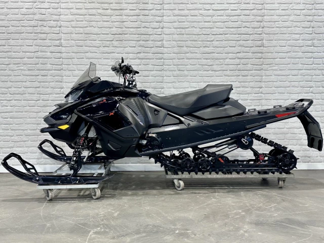 BRP SKI-DOO RENEGADE X 900 ACE TURBO ''R'' 180 HP + REV GEN4 + 16496 KM + RARE & A1  2023