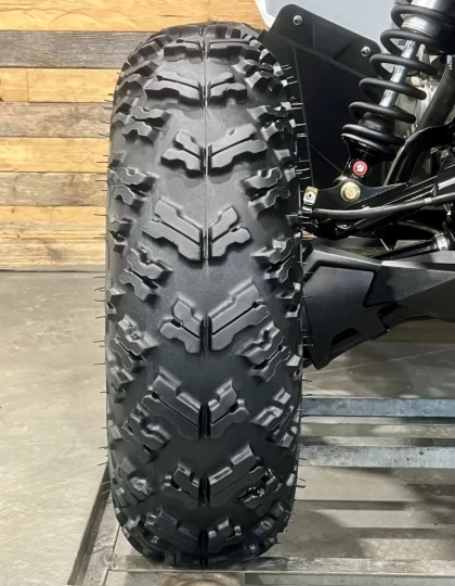 2025 BRP CAN-AM RENEGADE X-XC 1000R EFI + 4X4 + DPS + SEULEMENT 1083 KM + RARE & A1 