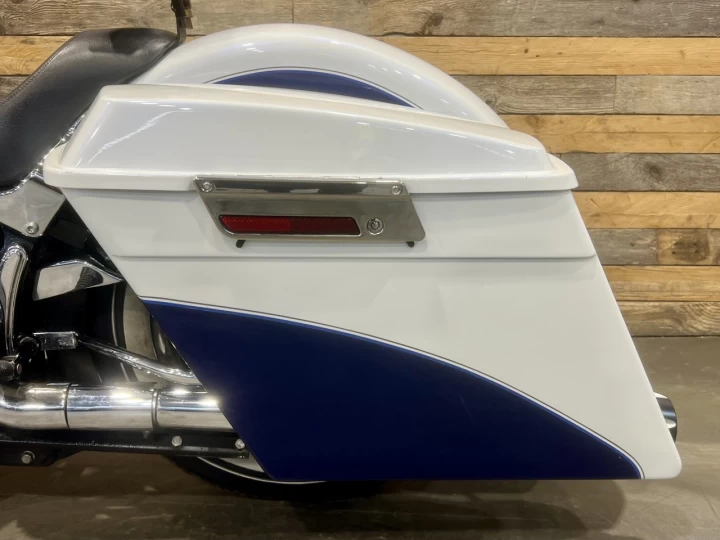 2006 HARLEY DAVIDSON FLSTN SOFTAIL DELUXE + LOOK UNIQUE & CUSTOM + ROUE AVANT 21'' + AUBAINE $$$ 