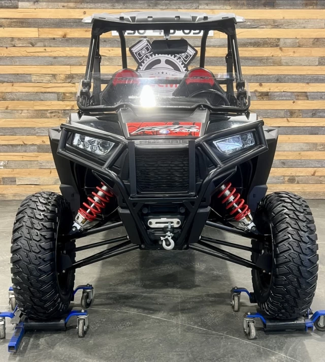 POLARIS RZR XP 1000 EFI + 4X4 + EPS + BEAUCOUP D'OPTIONS $$$ + CONDITION A1  2018