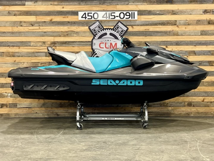 2024 BRP SEA-DOO GTR 230 H.P + I.B.R + V.T.S + AUDIO PREMIUM + 3 PLACES + SEULEMENT 3.7 HEURES 