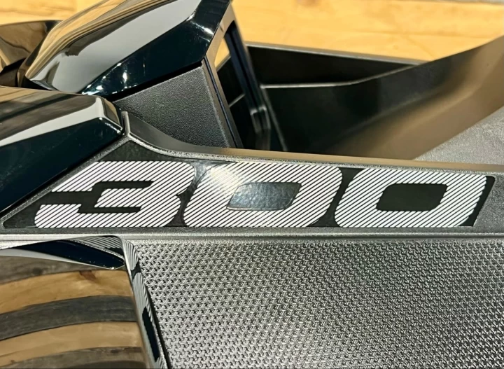 2023 BRP SEA-DOO GTX LIMITED 300 H.P + IBR + VTS + IDF + AUDIO PREMIUM + ENSEMBLE TECH + 3 PLACES + SEULEMENT 51 HR 