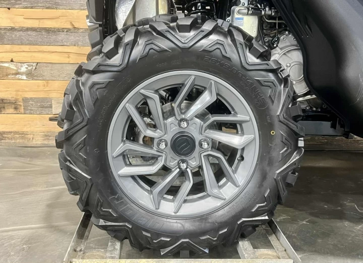 2025 CF MOTO Z-FORCE 800 EFI EDITION TRAIL 50'' + EPS + 4X4 + SEULEMENT 1641 KM + RARE & A1 