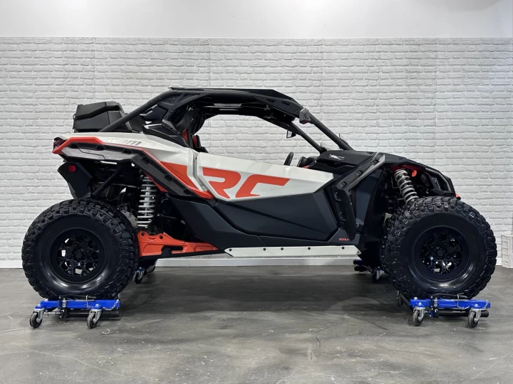2021 BRP CAN-AM MAVERICK X3 X-RC TURBO + 4WD + DPS + FOX + AUDIO + 64'' + SEULEMENT 3576 KM 