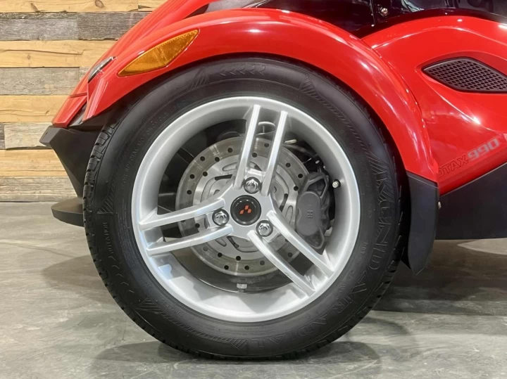 2009 BRP CAN-AM SPYDER ROADSTER SE-5 (SEMI-AUTOMATIQUE) + DOSSIER PASSAGER + 86105 KM 