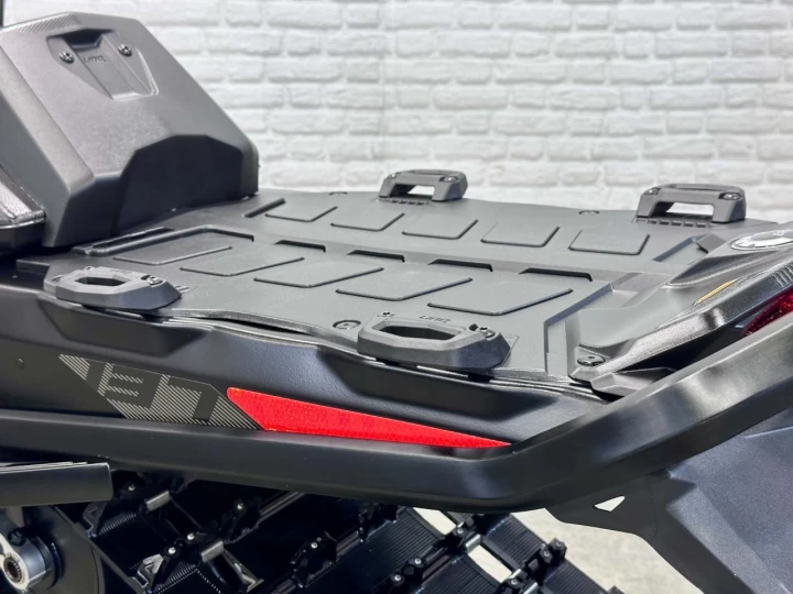 2026 BRP SKI-DOO RENEGADE ENDURO 900 ACE EFI 137'' + ECRAN 10'' + SUSPENSION A AIR + BAS KM + RARE & A1 
