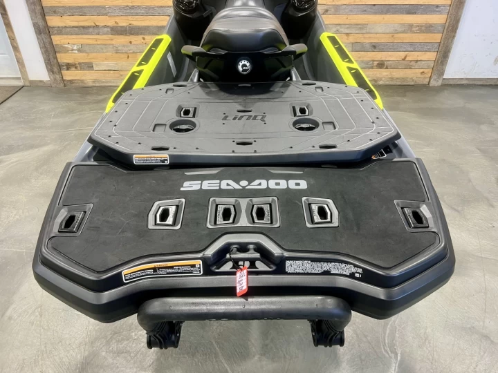2023 BRP SEA-DOO EXPLORER PRO 170 H.P + IBR + VTS + IDF + AUDIO PREMIUM + GPS + FISH FINDER + PARE BRISE + 3 PASSAGERS 