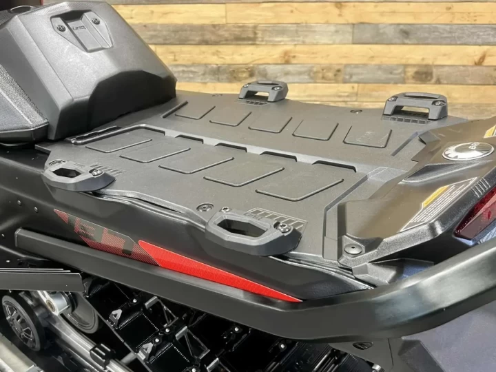 2025 BRP SKI-DOO RENEGADE ENDURO 900 ACE TURBO 130 H.P I.T.C 137'' + REV GEN5 + ECRAN COULEUR 10'' + GPS + AIR RIDE + SEULEMENT 2836 KM 