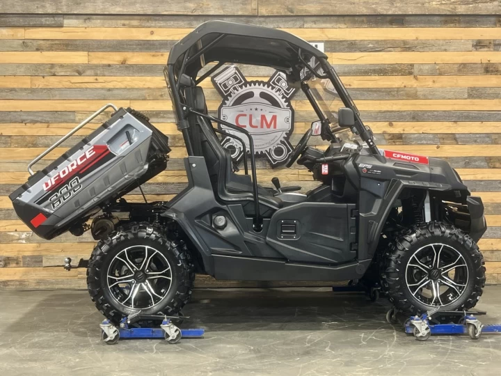 2021 CF MOTO U-FORCE LX 800 EFI + 4WD + EPS + SEULEMENT 1288 KM + CONDITION A1 