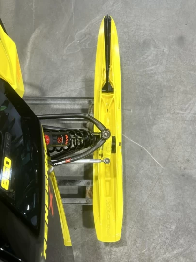 2022 BRP SKI-DOO RENEGADE X-RS 850 E-TEC 137''+ REV GEN4 + COULEUR RARE & CONDITION A1 