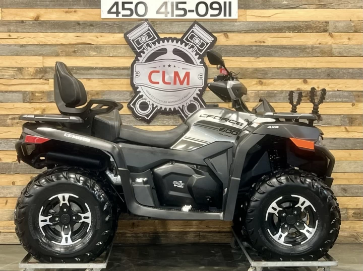 2022 CF MOTO C-FORCE 600 TOURING + 4X4 + EPS + SEULEMENT 616 KM + GARANTIE FEVRIER 2027 + CONDITION A1 