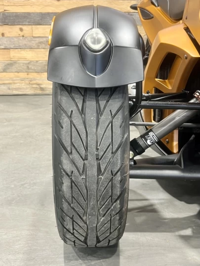 2008 BRP CAN-AM SPYDER RS-S / SM-5 MANUELLE @ CLUTCH + FOX PODIUM + 44585 KM + COULEUR RARE & A1 