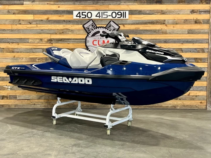 2023 BRP SEA-DOO GTX LIMITED 300 H.P + IBR + VTS + IDF + AUDIO PREMIUM + ENSEMBLE TECH + 3 PLACES + SEULEMENT 51 HR 