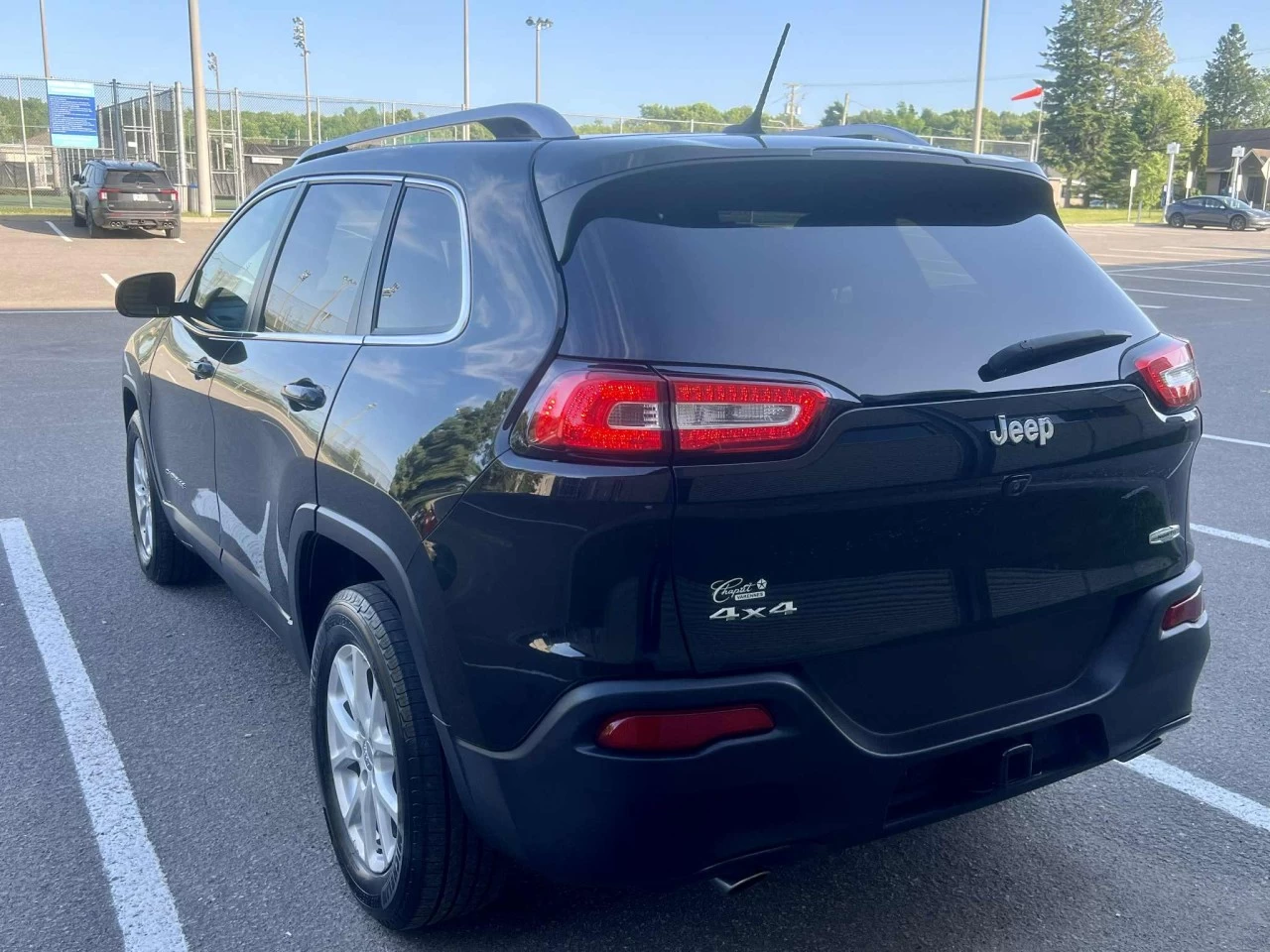 2014 JEEP CHEROKEE EDITION NORTH + V6 + 4X4 + 5 PASSAGERS + 196750 KM + PAS DE ROUILLE A1  Image principale