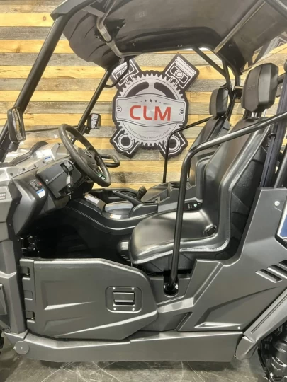 2023 CF MOTO U-FORCE 800 LX EFI + 4X4 + EPS + SEULEMENT 1296 KM + GARANTIE MAI 2028 + CONDITION A1 