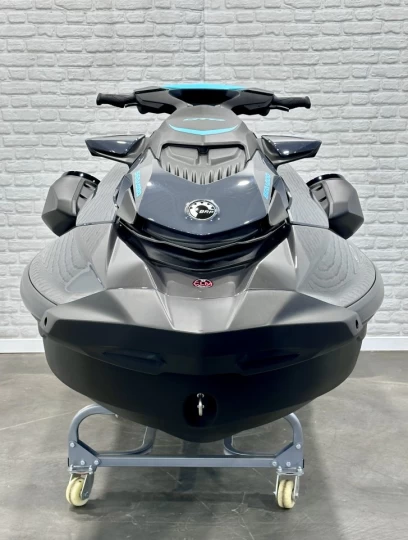2026 BRP SEA-DOO GTR 230 H.P + IBR + VTS + AUDIO PREMIUM + 3 PASSAGERS + SEULEMENT 4 HR + RARE & A1 