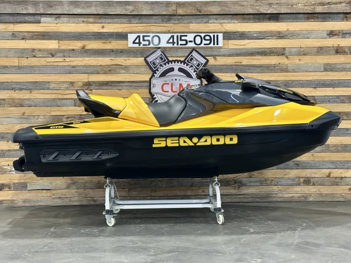 2023 BRP SEA-DOO GTR 230 H.P + IBR + VTS + 3 PASSAGERS +SEULEMENT 15 HR + RARE & A1 