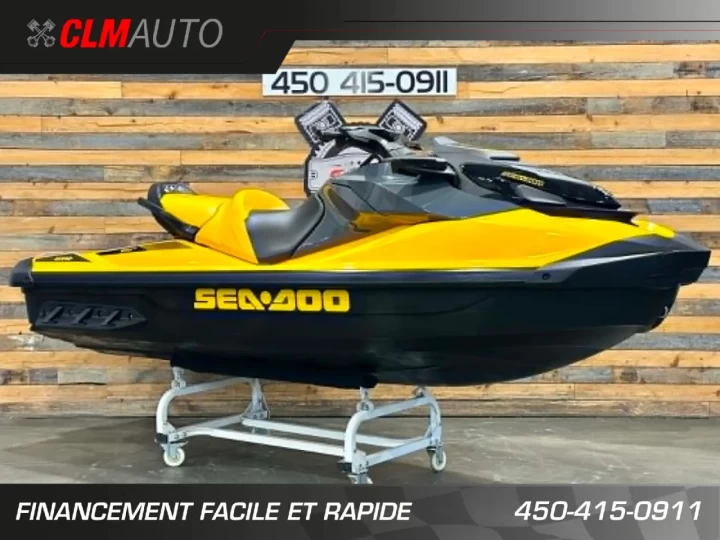 2023 BRP SEA-DOO GTR 230 H.P + IBR + VTS + 3 PASSAGERS +SEULEMENT 15 HR + RARE & A1 