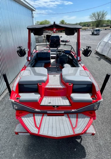 2022 SUPER AIR NAUTIQUE G23 + TOUTES OPTIONS $$$ + REMORQUE DLX + SEULEMENT 105 HR 