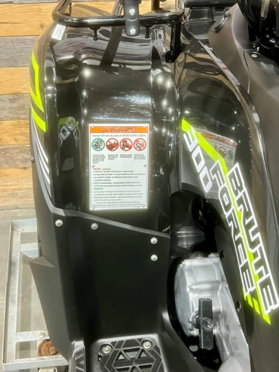 2022 KAWASAKI BRUTE FORCE 300 / KVF 300 / RWD / SEULEMENT 1467 KM + BINE ÉQUIPÉE 