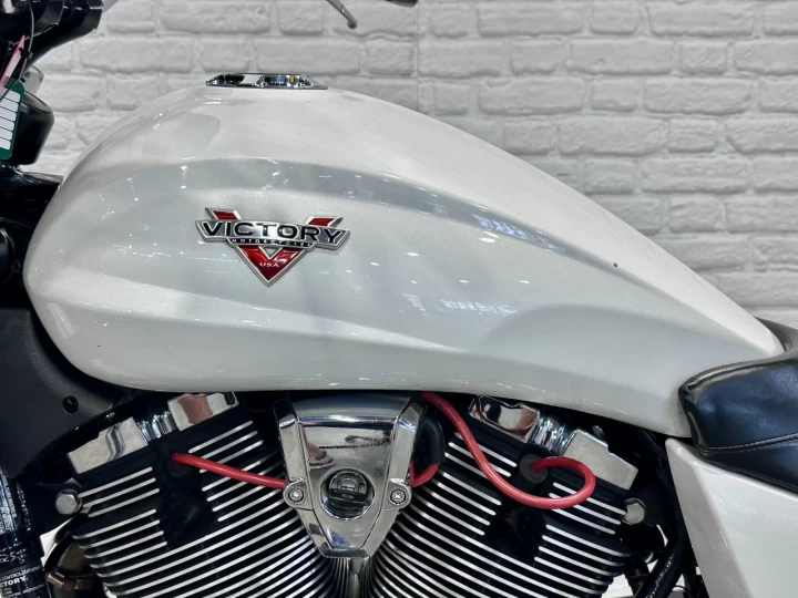 2013 VICTORY BOARDWALK 1731 cc = 110 p.c EFI + CRUISER - TOURING + RARE & A1 