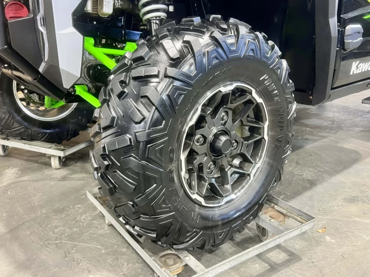 2024 KAWASAKI RIDGE 1000 EFI VERSION XR HVAC + 4X4 + EPS + TOUTE ÉQUIPÉE + GARANTIE NOVEMBRE 2027 + ULTRA RARE & A1 