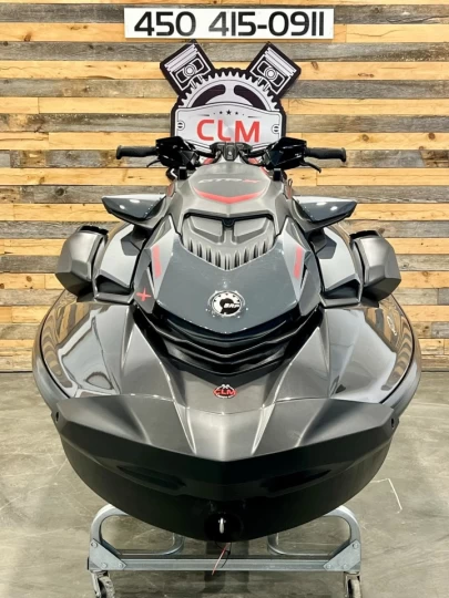 2026 BRP SEA-DOO GTR-X 300 HP + IBR + VTS + AUDIO PREMIUM + 3 PASSAGERS + 4 HR SEULEMENT + GARANTIE + RARE & A1 