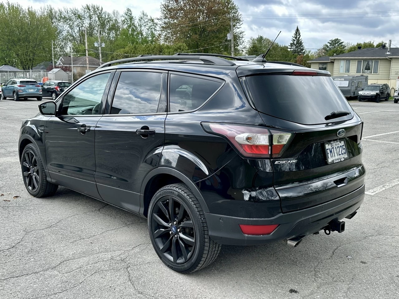 2017 FORD ESCAPE TITANIUM 4WD + 2.0L ECOBOOST + 172524 KM + TOUTE NOIR  Image principale