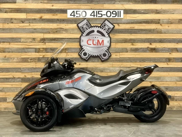 BRP CAN-AM SPYDER RS-S + SM5 EMBRAYAGE MANUELLE A CLUTCH + 87790 KM + PAREBRISE GIVI  2011
