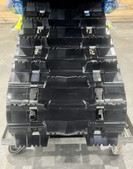 2018 BRP SKI-DOO RENEGADE BACKCOUNTRY X 850 E-TEC 146'' X 2'' + REV GEN4 + COULEUR RARE 