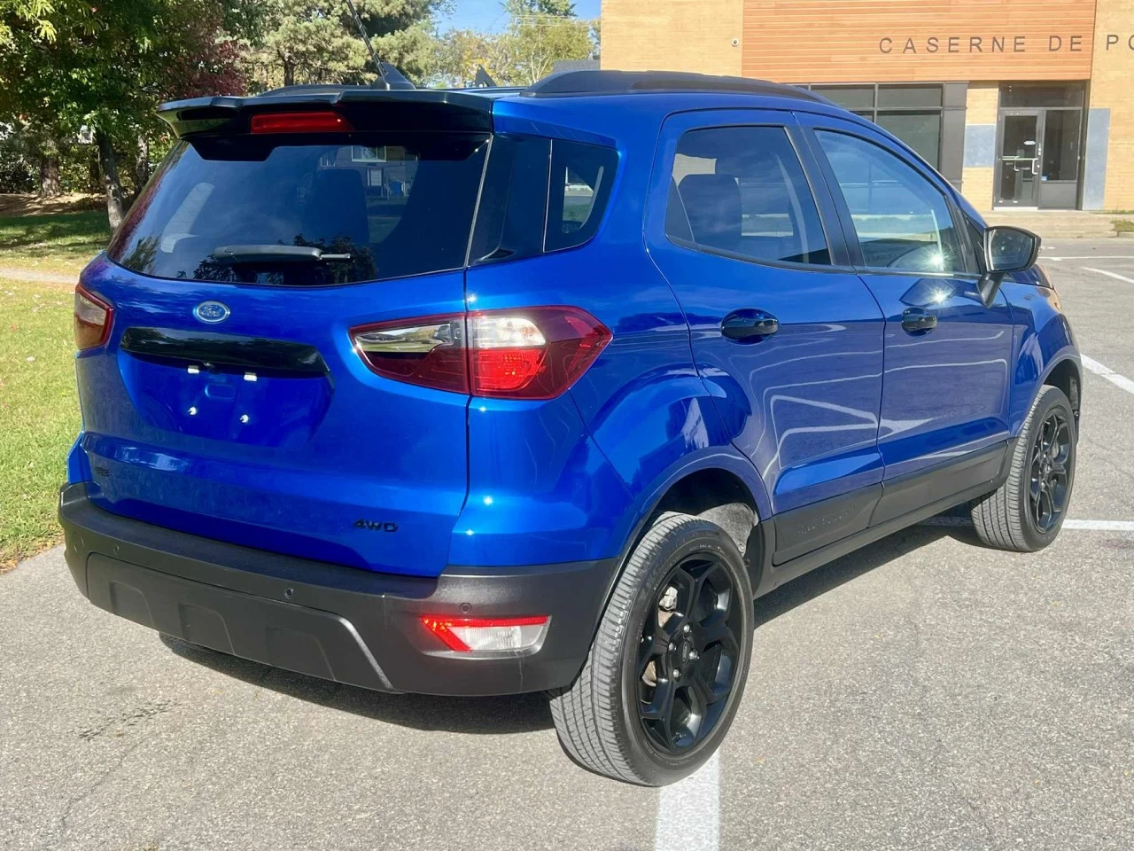 2022 FORD ECOSPORT SES 4WD + 2.0L + SEULEMENT 40693 KM + GARANTIE FORD + COULEUR RARE + CONDITION A1  Main Image