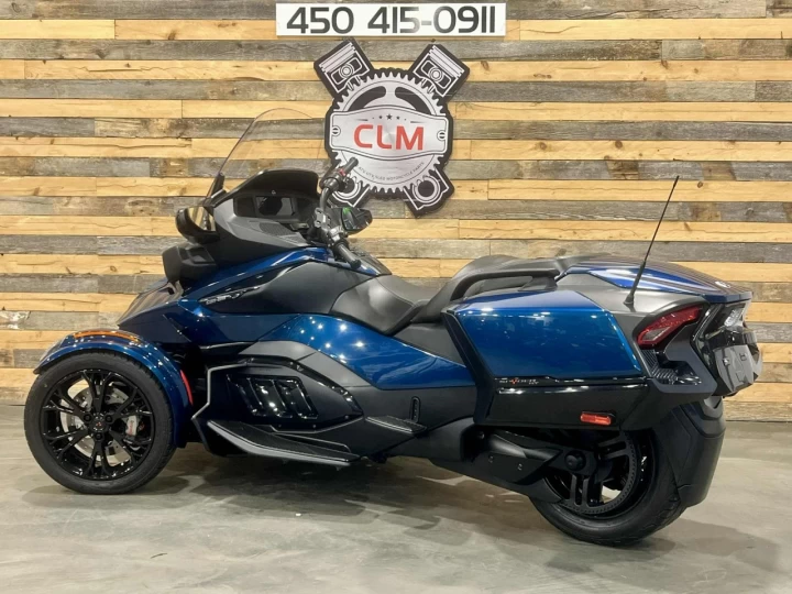 2022 BRP CAN-AM SPYDER RT SE-6 (SEMI-AUTOMATIQUE) AVEC 55901 KM + MODELE & COULEUR RARE + CONDITION A1 