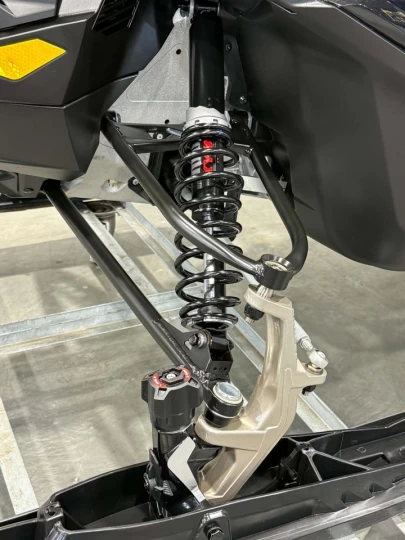 2026 BRP SKI-DOO RENEGADE ADRENALINE ENDURO PKG 900 ACE TURBO 137'' + ECRAN 10'' + GPS + REV GEN5 + RARE & A1 