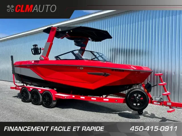 SUPER AIR NAUTIQUE G23 + TOUTES OPTIONS $$$ + REMORQUE DLX + SEULEMENT 105 HR  2022