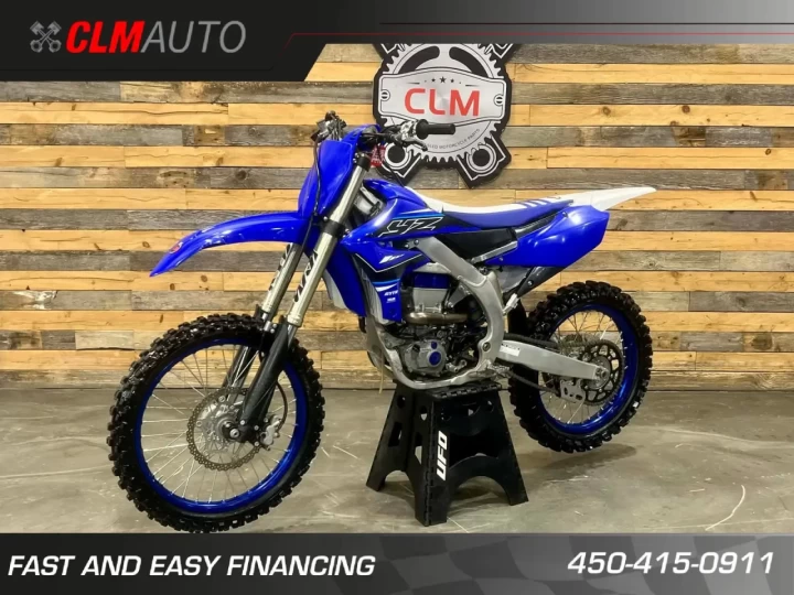 2021 YAMAHA YZ 450F + SEULEMENT 30 HR + FULL EXHAUST FMF RACING + MX-MOTOCROSS-ENDURO + RARE & CONDITION A1 