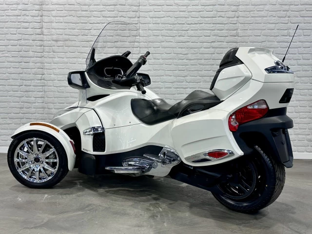 BRP CAN-AM SPYDER RT LIMITED + SE-6 (SEMI-AUTOMATIQUE) + ROTAX 1330 EFI + ENSEMBLE CHROME + RARE & A1  2018