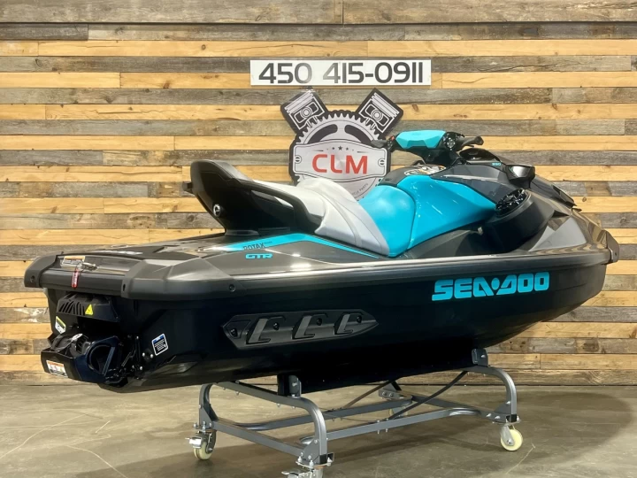 2026 BRP SEA-DOO GTR 230 H.P + IBR + VTS + AUDIO PREMIUM + SEULEMENT 4 HR + 3 PASSAGERS + RARE & A1 