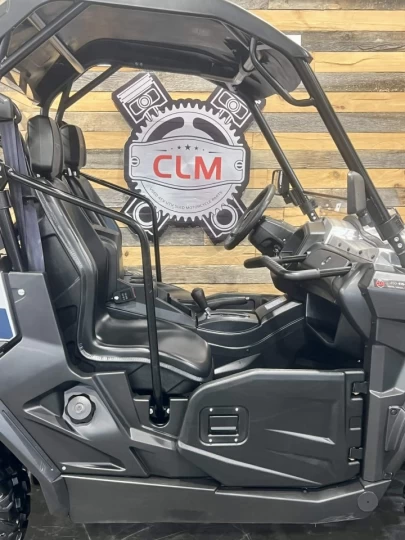 2023 CF MOTO U-FORCE 800 LX EFI + 4X4 + EPS + SEULEMENT 1296 KM + GARANTIE MAI 2028 + CONDITION A1 