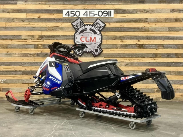 POLARIS INDY 850 XCR 137'' + ECRAN 7S + SEULEMENT 1251 KM + COULEUR RARE & IMPECCABLE A1  2022
