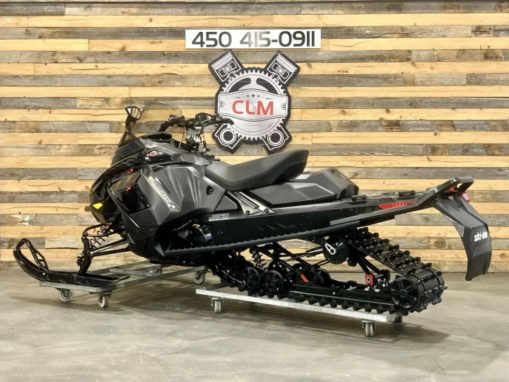 2024 BRP SKI-DOO RENEGADE X 900 ACE TURBO ''R" 180 HP 137'' + REV GEN5 + 13486 KM + CONDITION A1 
