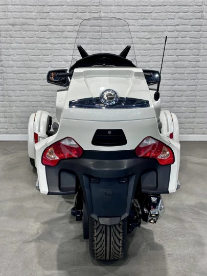 2018 BRP CAN-AM SPYDER RT LIMITED + SE-6 (SEMI-AUTOMATIQUE) + ROTAX 1330 EFI + ENSEMBLE CHROME + RARE & A1 