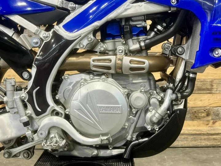 2022 YAMAHA YZ 450F EFI + 4 TEMPS + SEULEMENT 39 HR + MX-MOTOCROSS-ENDURO + RARE & A1 