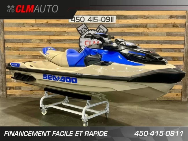 BRP SEA-DOO WAKE PRO 230 H.P + IBR + VTS + IDF + AUDIO + ENSEMBLE TECH + 3 PASSAGERS + SEULEMENT 24 HR + RARE & A1 - 2025