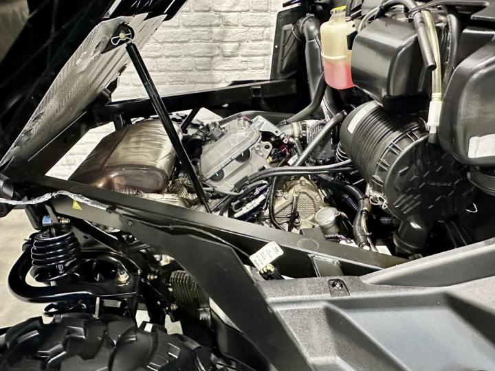2023 BRP CAN-AM DEFENDER HD-7 EFI + 4WD + DPS + SEULEMENT 2964 KM + RARE & A1 