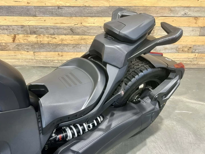 2021 BRP CAN-AM SPYDER / RYKER 900 ACE EDITION RALLY _ PARE-BRISE + BANC PASSAGER + SUSPEMNSION KYB 