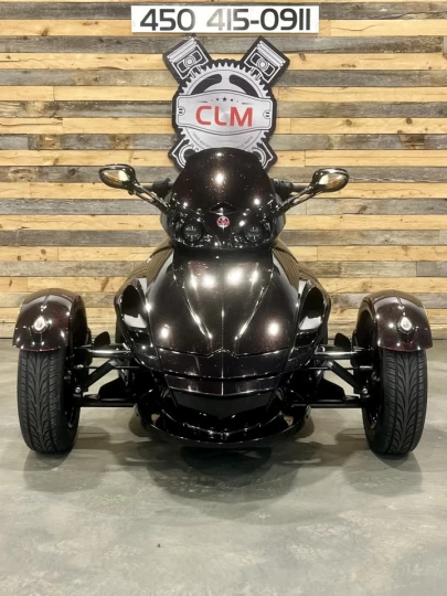 2011 BRP CAN-AM SPYDER RS-S SE-5 (SEMI-AUTOMATIQUE) BAS KM 27853 KM + COLEUR & LOOK UNIQUE + A1 