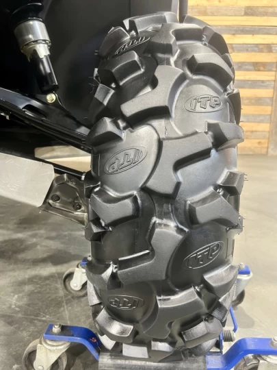 2018 BRP CAN-AM DEFENDER XT HD-10 + 4WD + DPS + BEAUCOUP D'ÉQUIPEMENTS $$$ + RARE & A1 