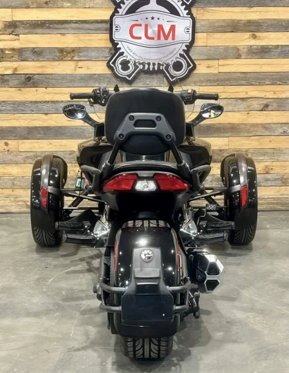 2015 BRP CAN-AM SPYDER F3-S + SE-6 (SEMI-AUTOMATIQUE) + SEULEMENT 28382 KM + CONDITION A1 