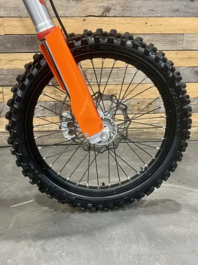 2025 KTM 250 XC-F EFI + 4 TEMPS + 68 HR + ENDURO-MX-MOTOCROSS + RARE & CONDITION A1 